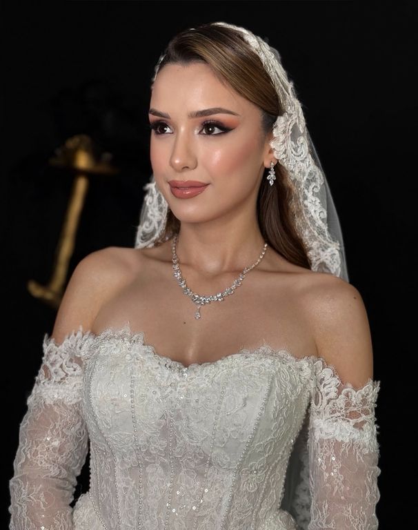 Hivda Eren Gelin Saç & Makyaj | Türban