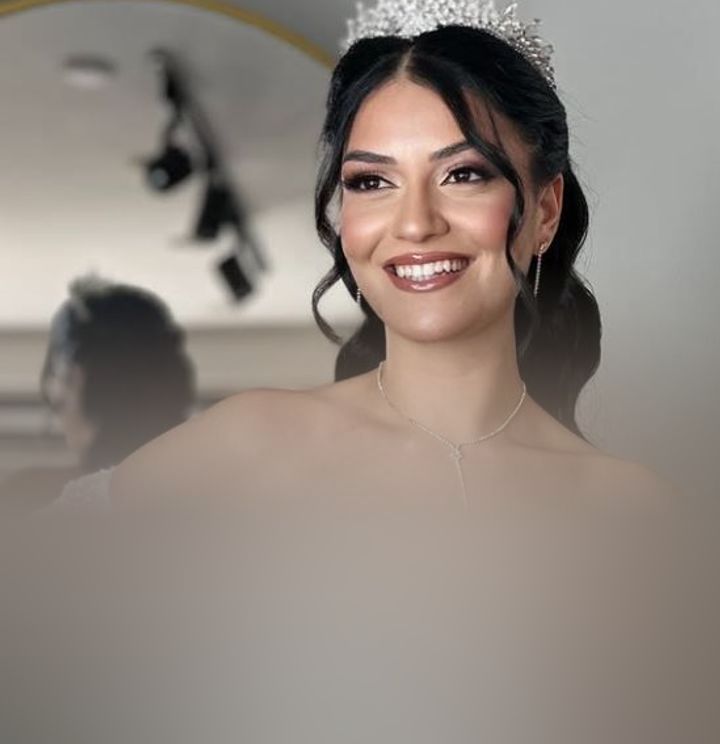 İlknur Kaya & Aygün Sağır Makeup Studio