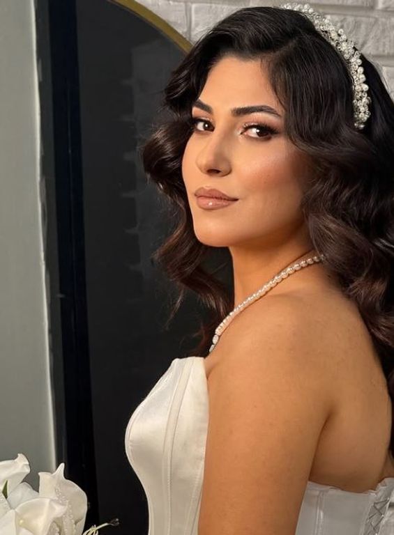 İlknur Kaya & Aygün Sağır Makeup Studio