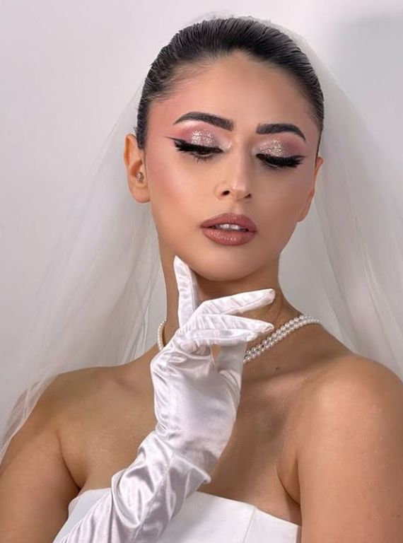 İlknur Kaya & Aygün Sağır Makeup Studio