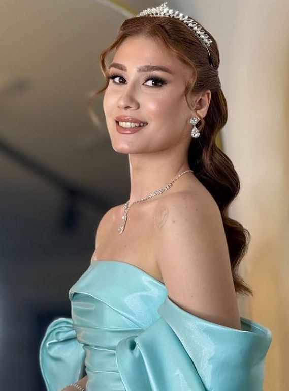 İlknur Kaya & Aygün Sağır Makeup Studio