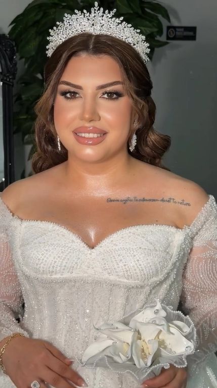 Samo Hair & Makeup - 2603843