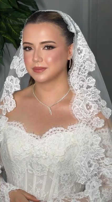 Samo Hair & Makeup - 2603836