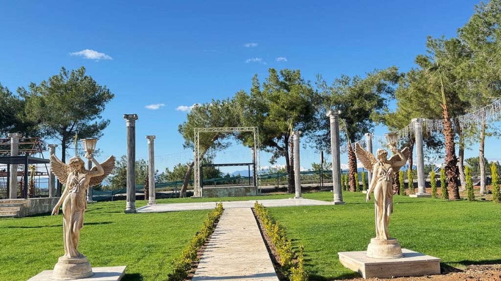 Prestij Garden Wedding