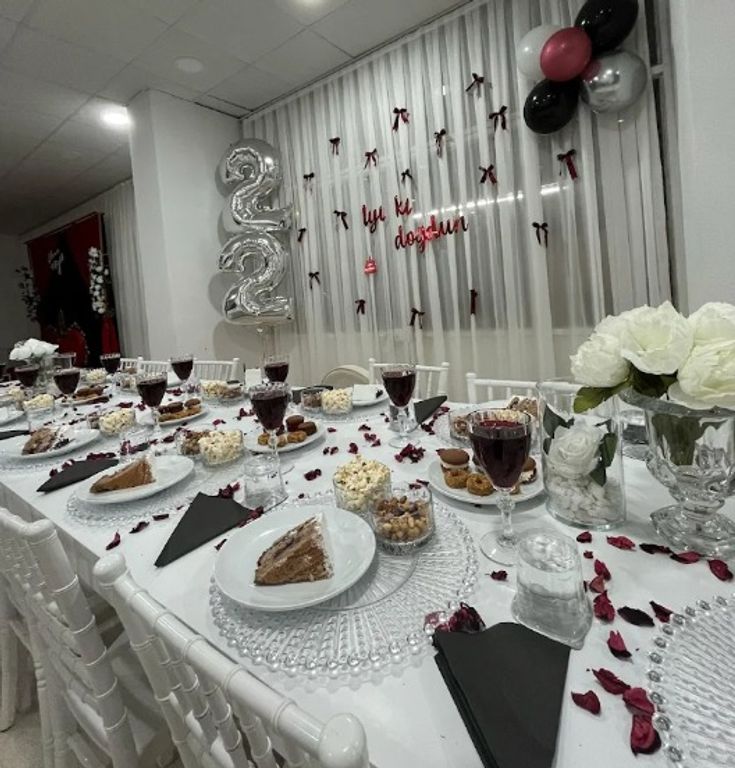 Hayal Davet Evi
