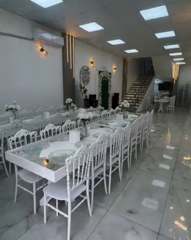 Zümrüt Davet Evi
