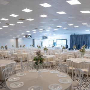 Karşıyaka Düğün ve Etkinlik Merkezi