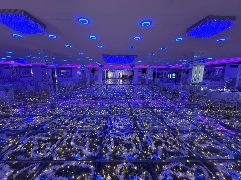 İmparator Müzikhol ve Düğün Salonu