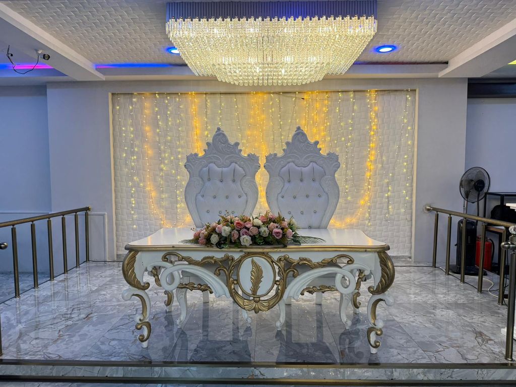 İmparator Müzikhol ve Düğün Salonu