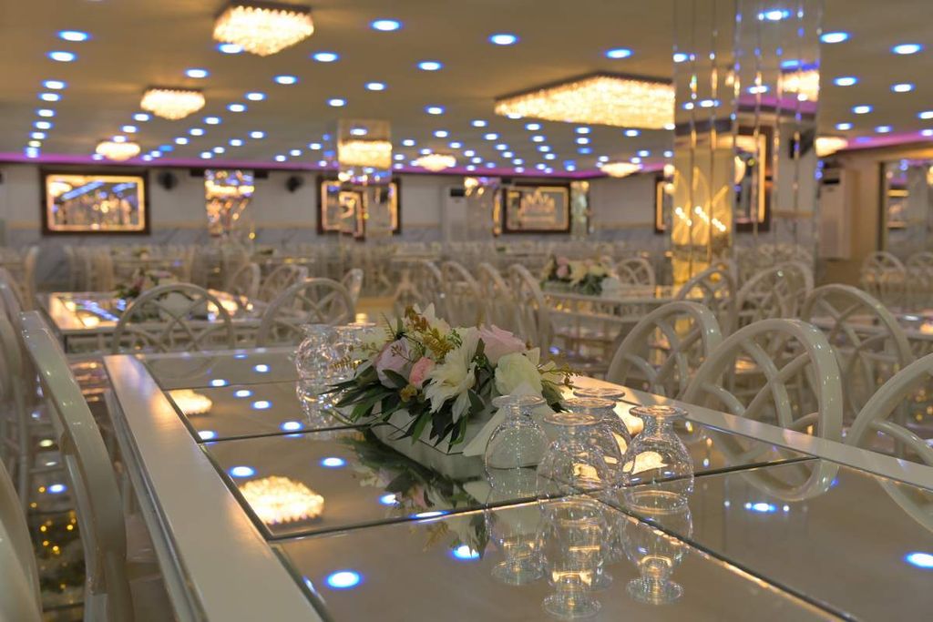 İmparator Müzikhol ve Düğün Salonu