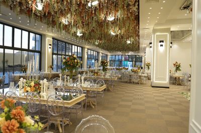 White Garden Premium