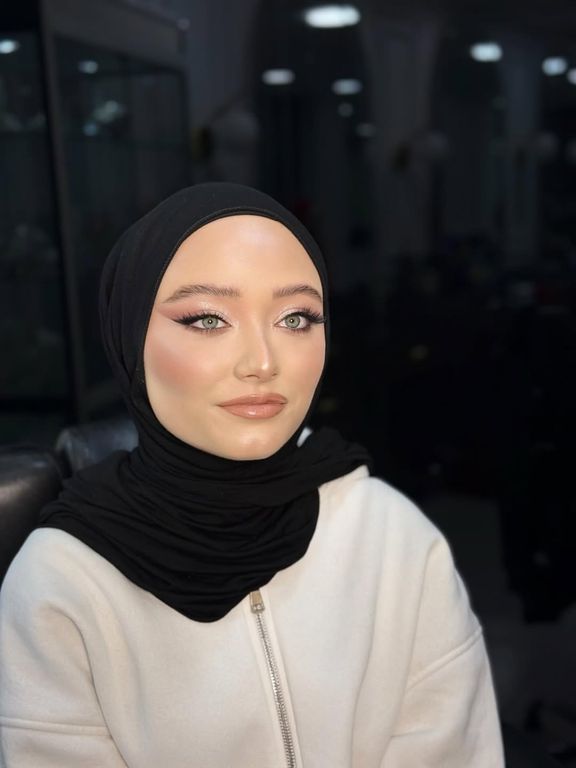 Tubanur Makeup Artist