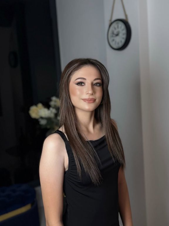 Tubanur Makeup Artist