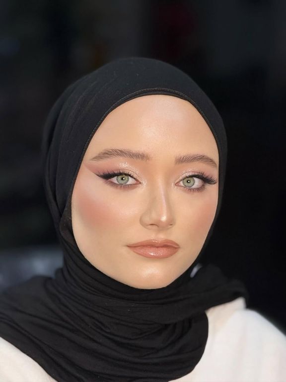 Tubanur Makeup Artist