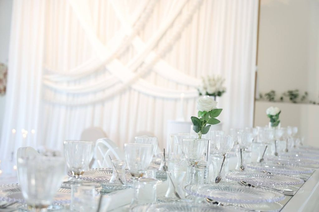 Feliz Moments Event House