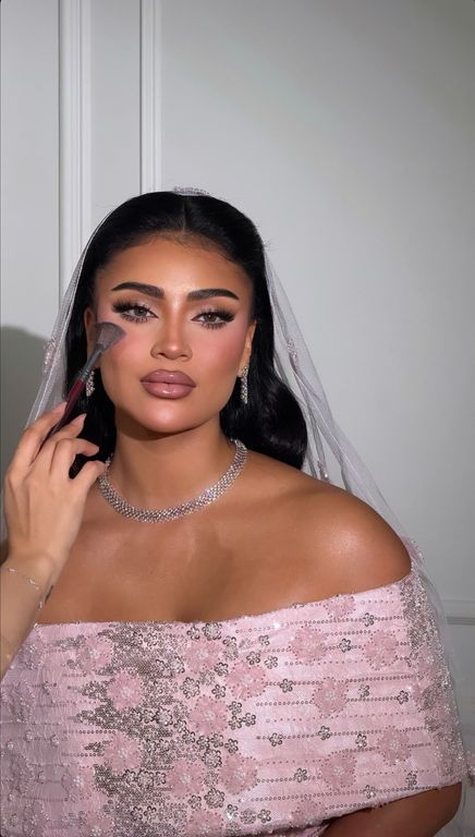 Seher Güneş Hair & Make Up Artist