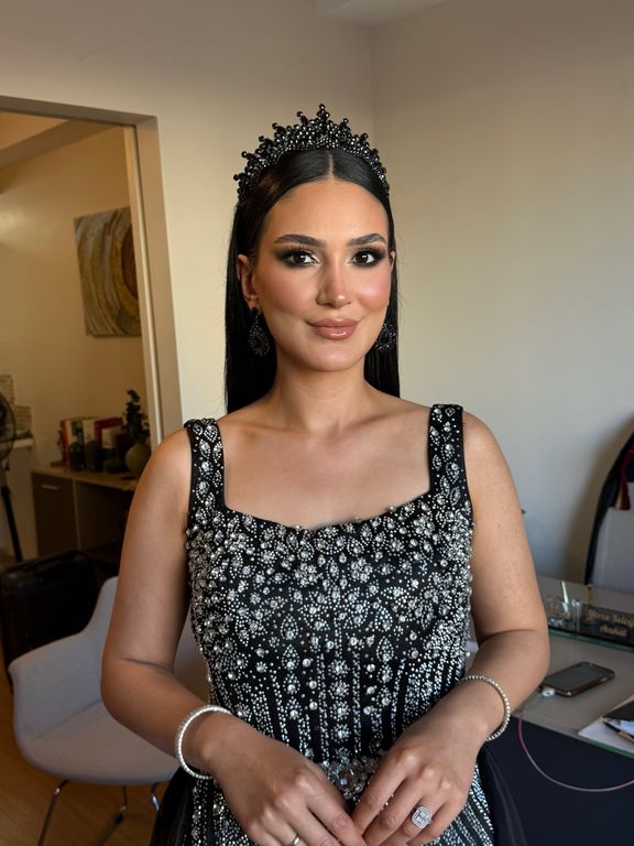 Seher Güneş Hair & Make Up Artist