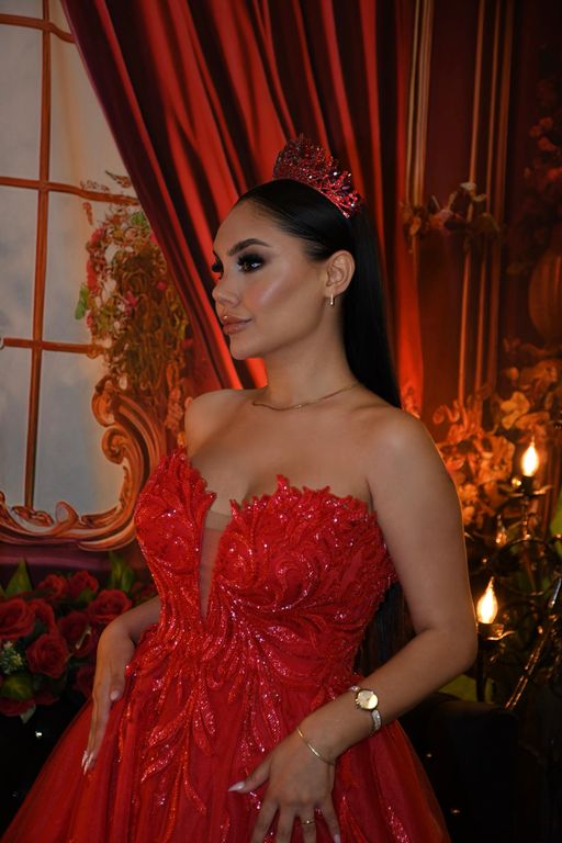 Seher Güneş Hair & Make Up Artist