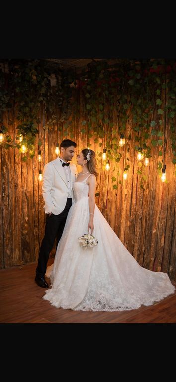 DDGA-4-26 A Kesim Kare Yaka Sırt Dekolteli Gelinlik 3