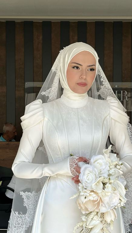 DDGA-3-26 Balık Kesim Helen Tesettür Gelinlik 4