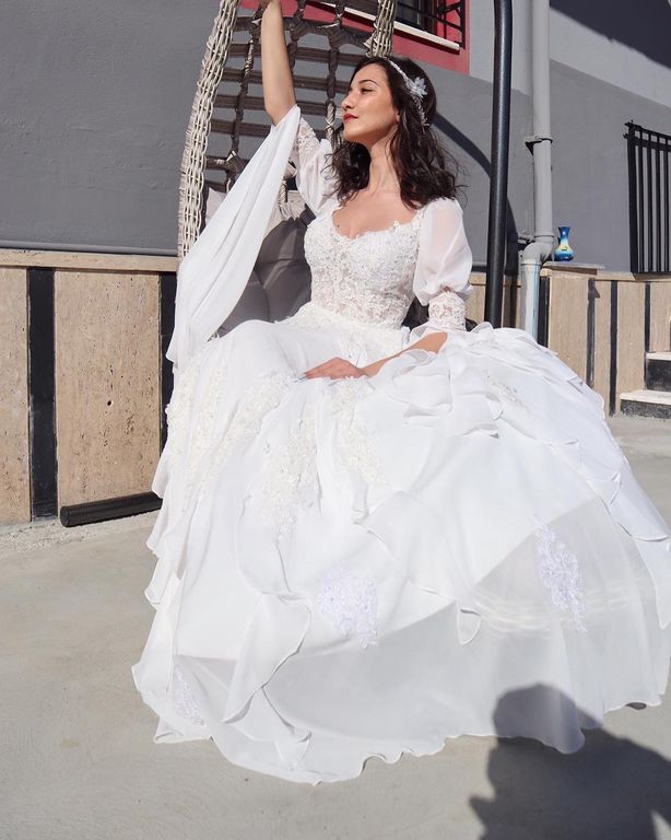 Esin Arıcan Gelinlik & Haute Couture