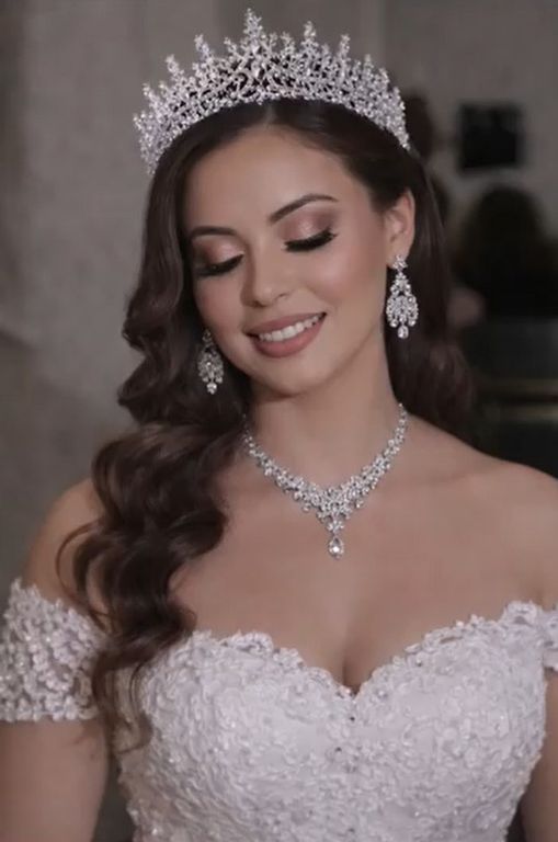 Spera Gelin Saçı ve Makyajı - 2603820