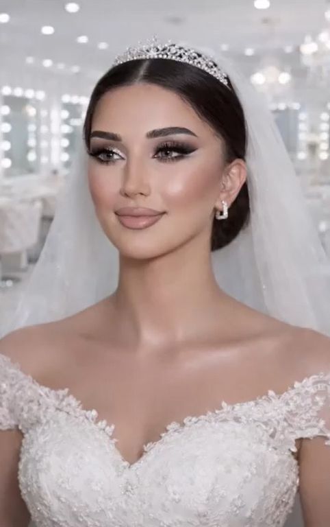 Spera Gelin Saçı ve Makyajı - 2603818
