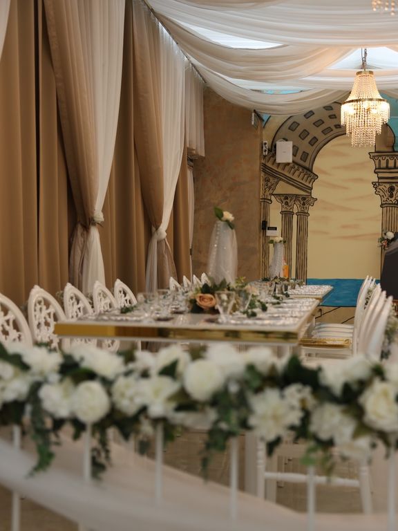 Queens Garden Davet Evi