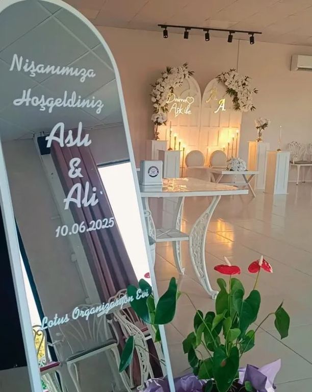 Lotus Cafe & Organizasyon Evi