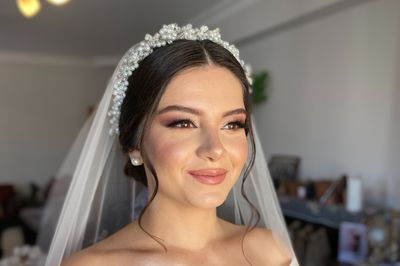 Betül Özgürel Makeup Studio