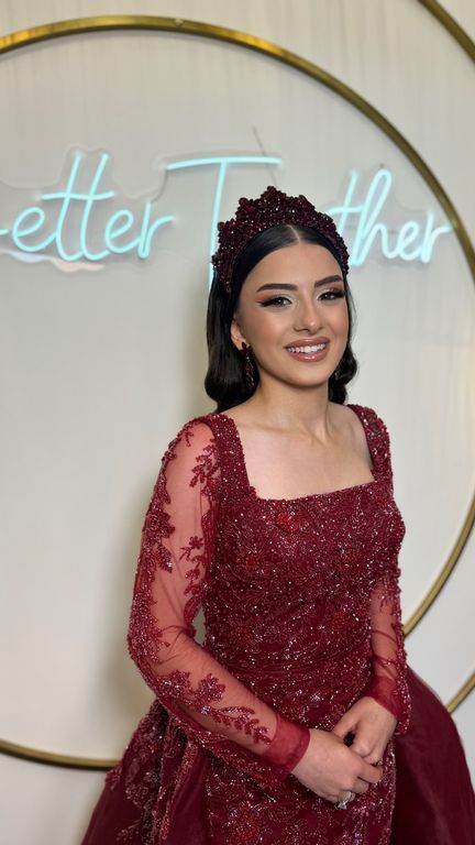 Betül Özgürel Makeup Studio