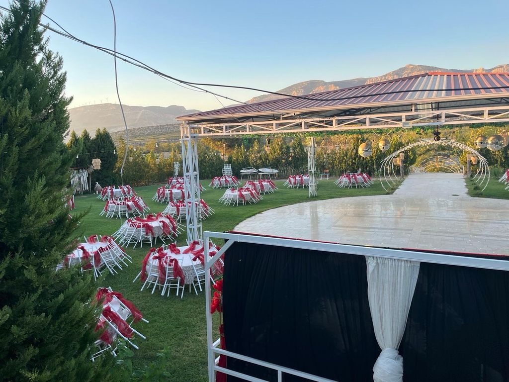 Çiftlik Kır Düğün Sarayı