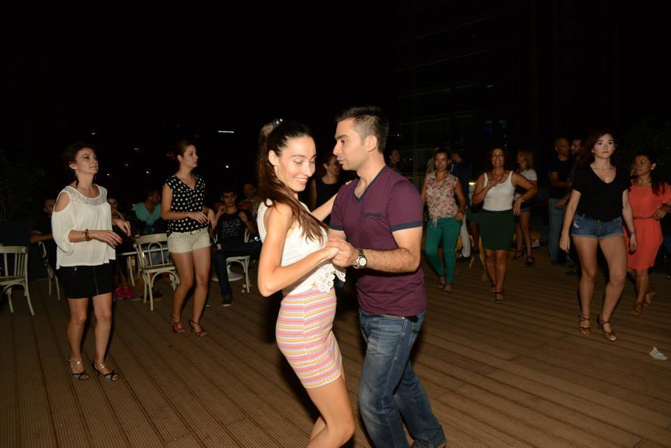 Bailamos Dans School