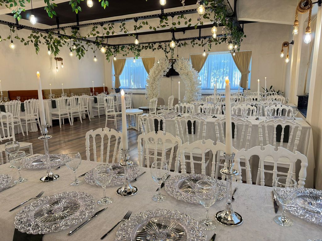 Levent Davet Evi