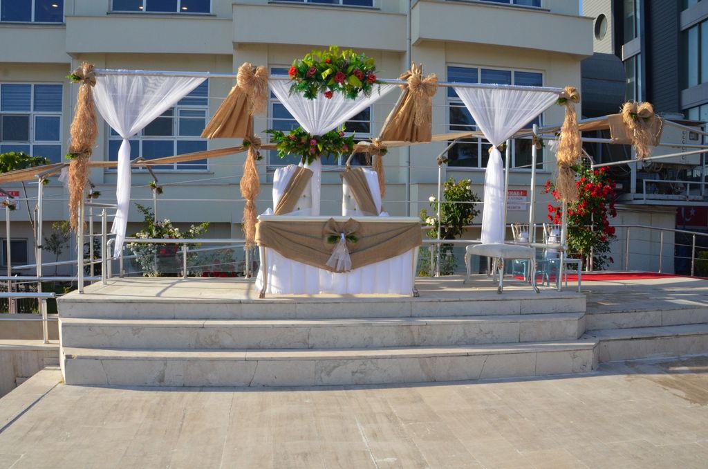 Orkide Havuzbaşı Düğün Tesisleri