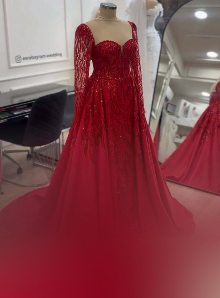 Esra Bayram Wedding