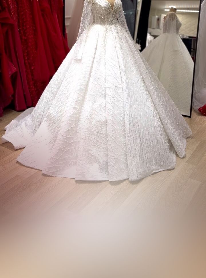 Esra Bayram Wedding