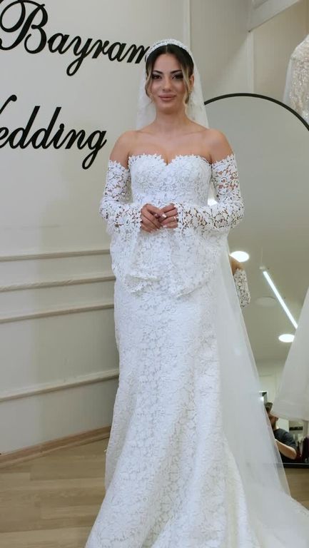 Esra Bayram Wedding