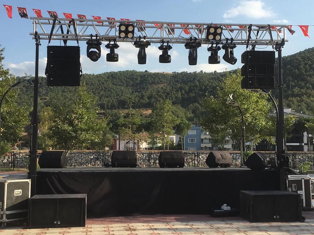 Toprak Ses Sahne Işık Led Ekran Sistemleri