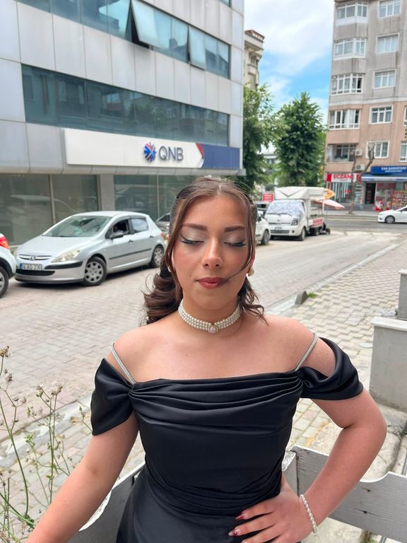Hacer Taşkın Bayan Kuaförü