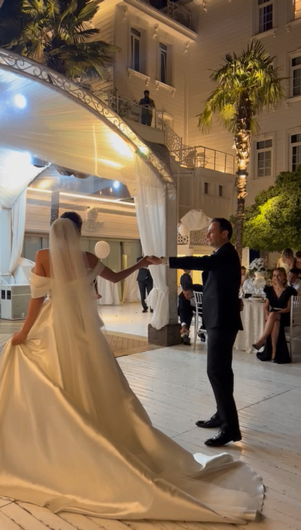 Düğün Dansı By Cenk Osman Akçaylı