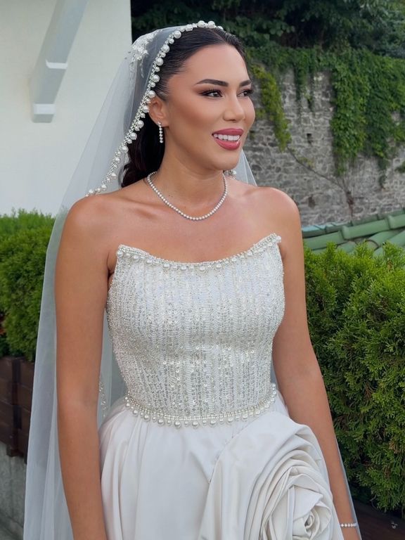 Buket Acar Bridal Makeup & Hair - 2603792