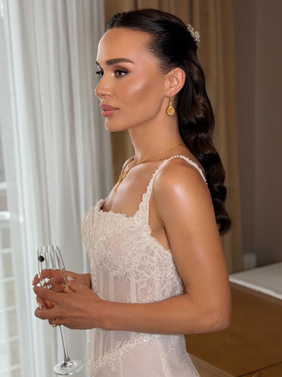 Buket Acar Bridal Makeup & Hair - 2603793