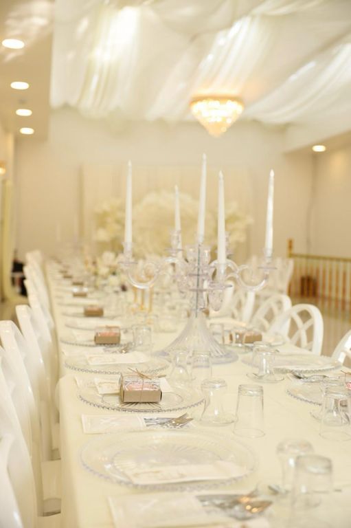 Elina Davet Evi