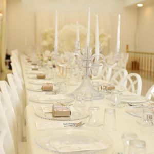 Elina Davet Evi