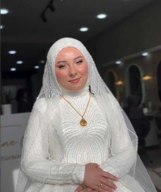 Mine Çimen Saç ve Makyaj Tasarım