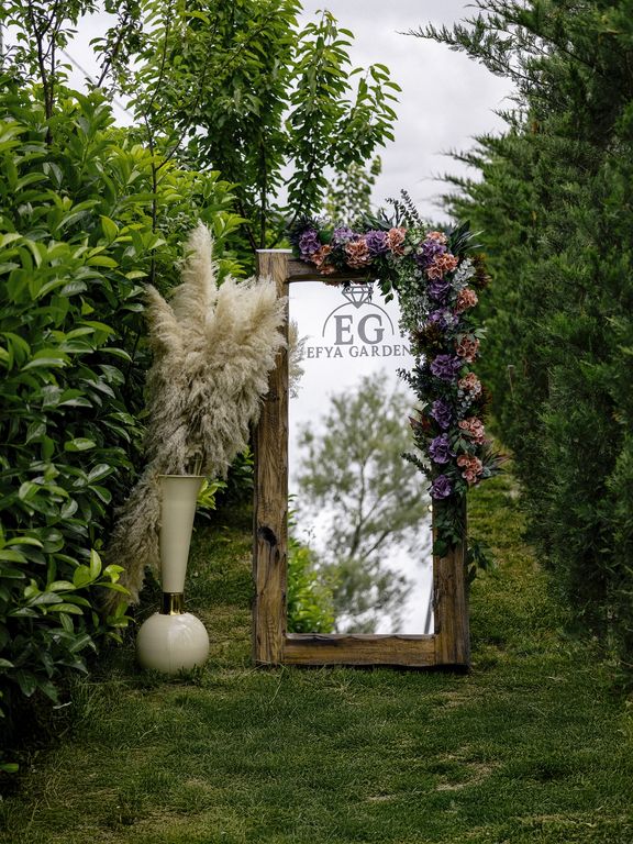 Efya Garden
