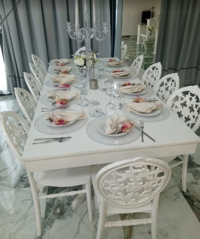 1453 Party House