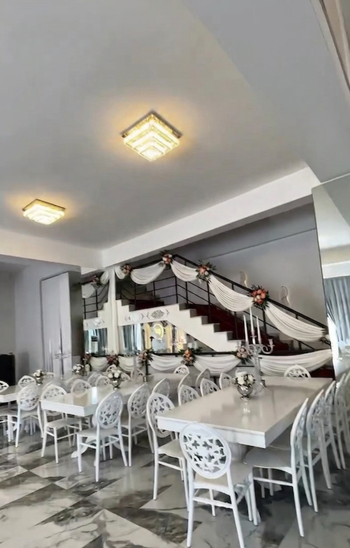 1453 Party House