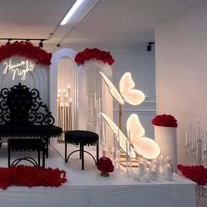 Filiz Yıldız White Palace
